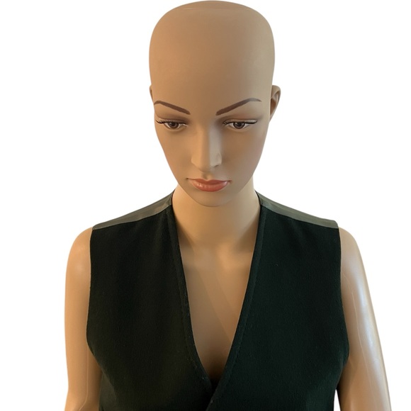 DUNN & CO GREAT BRITAIN…Gorgeous Forest Green Vest 💯 % WOOL - Picture 6 of 10